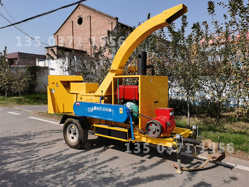 大型移動式樹枝粉碎機